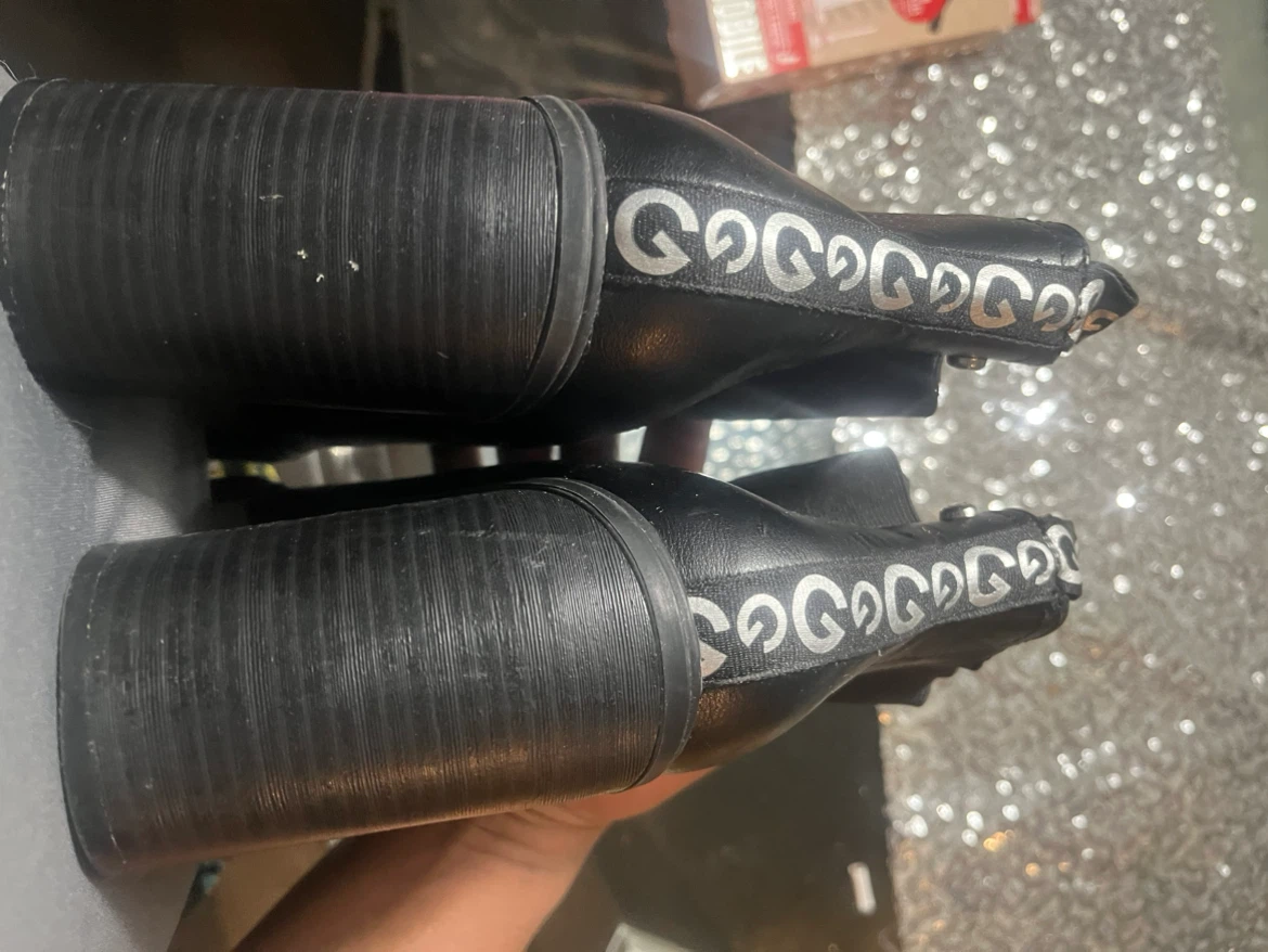 Guess Black Heeled Ankle Boots size 8 - photo 3