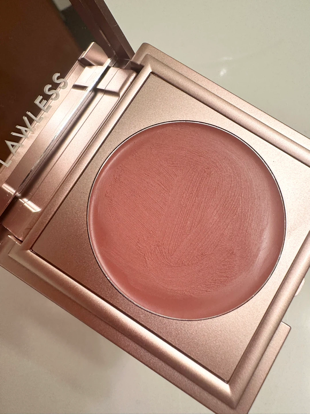 Lawless Soft-Blur Cream Blush - Angel - photo 3