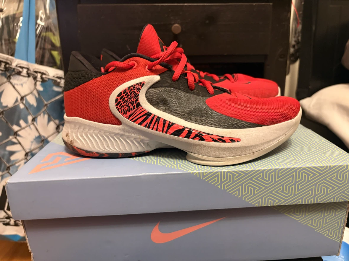 Nike Giannis Immortality 2 Basketball Shoes