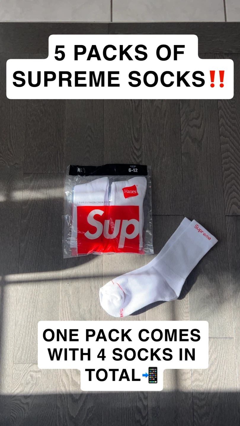 Supreme socks