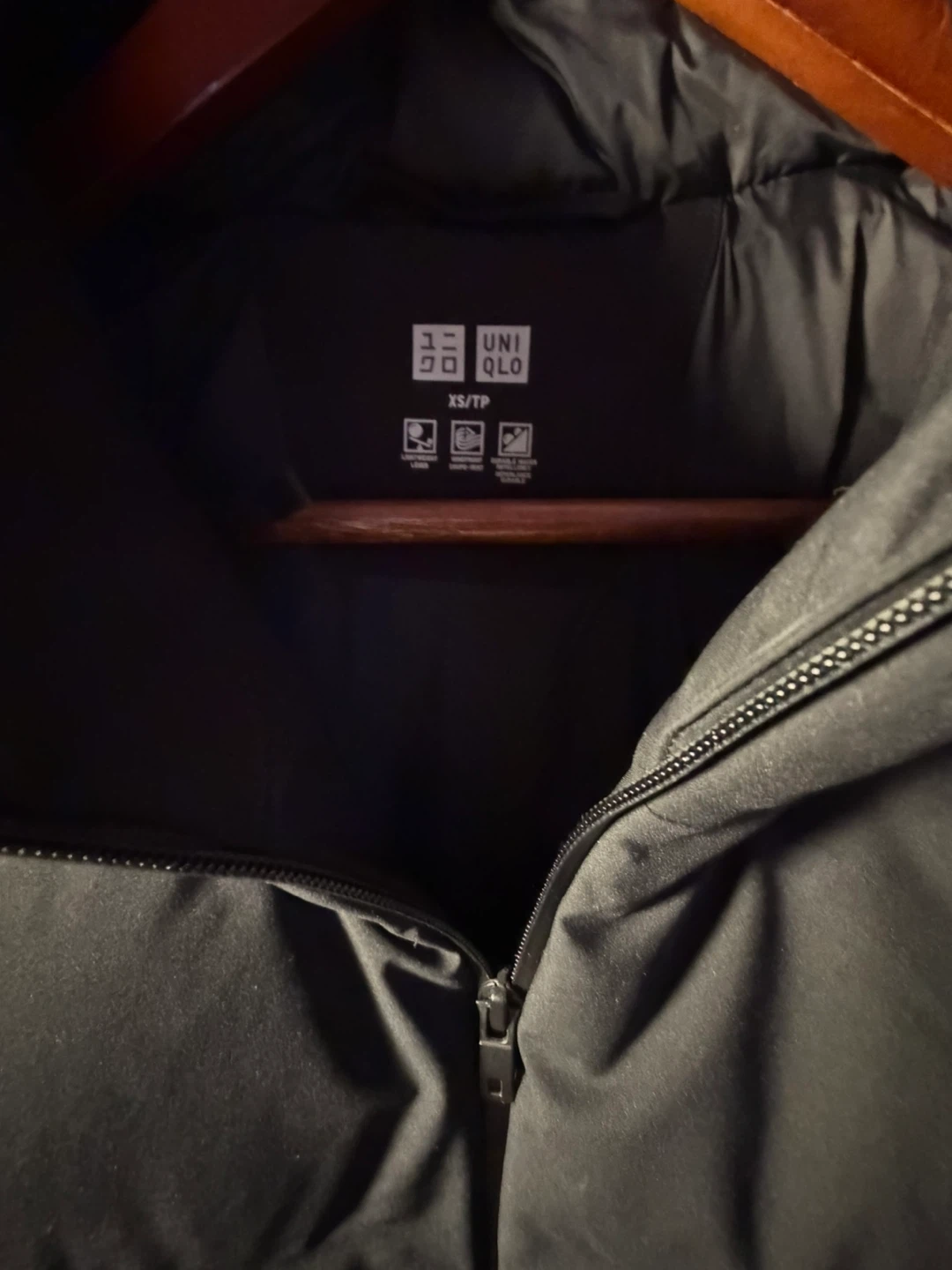 Uniqlo Seamless Down Jacket - photo 3