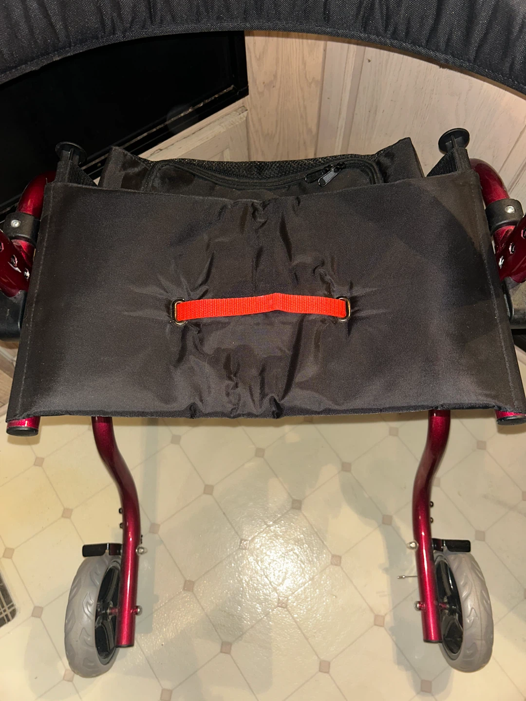 Handilite Xpress Rolling Walker - photo 5
