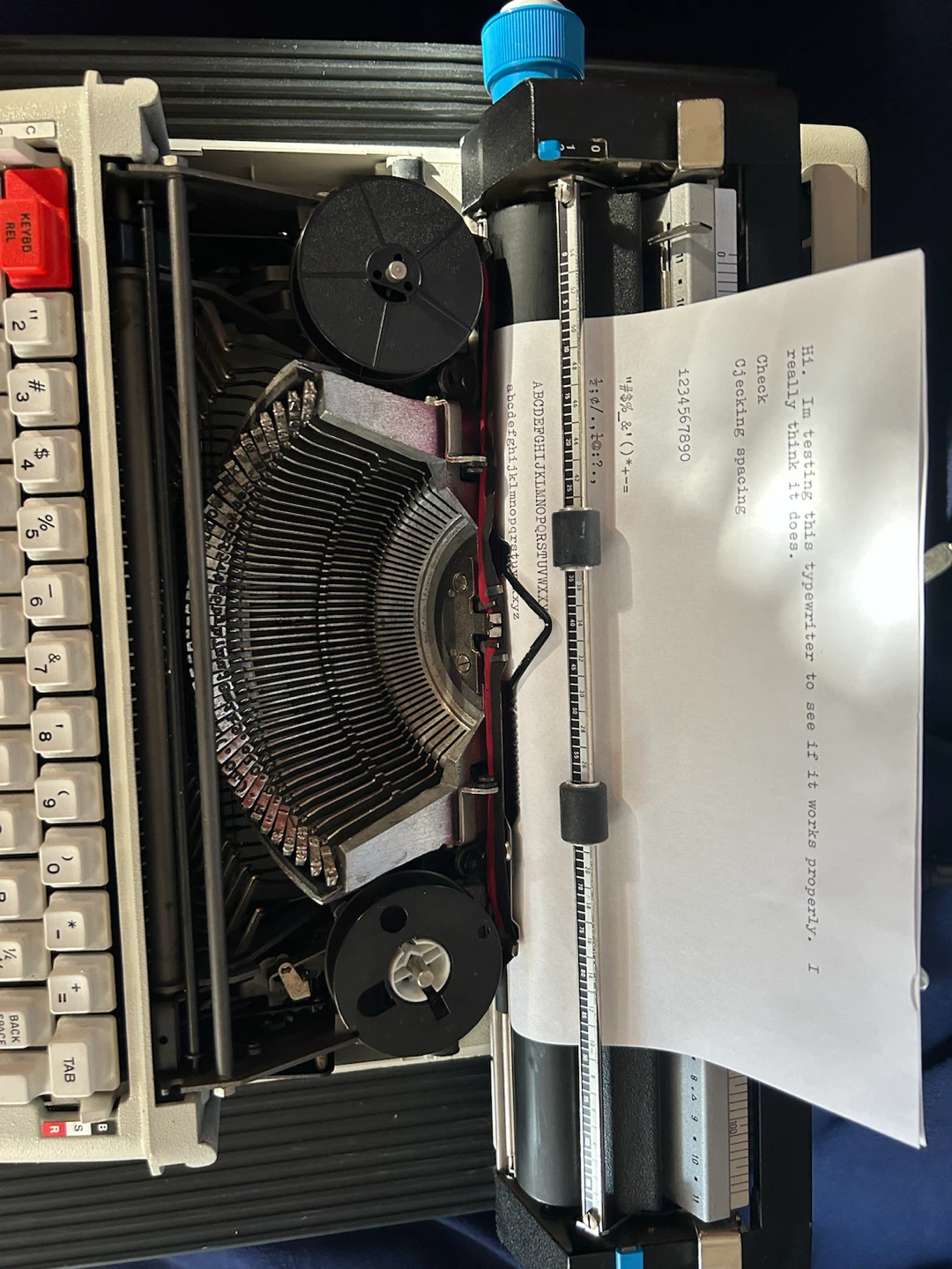 Olivetti Lettera 46 Typewriter - photo 2