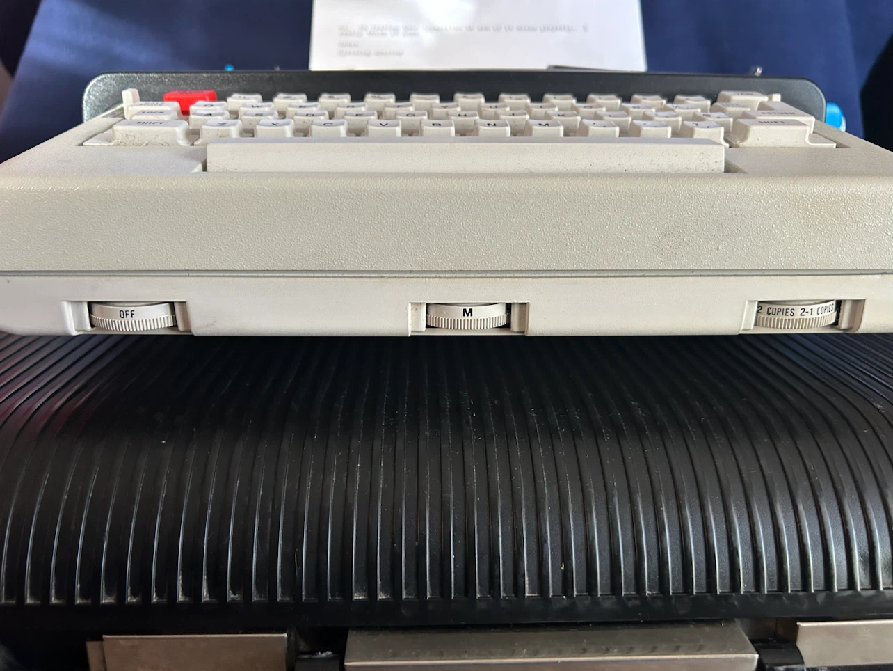 Olivetti Lettera 46 Typewriter - photo 5