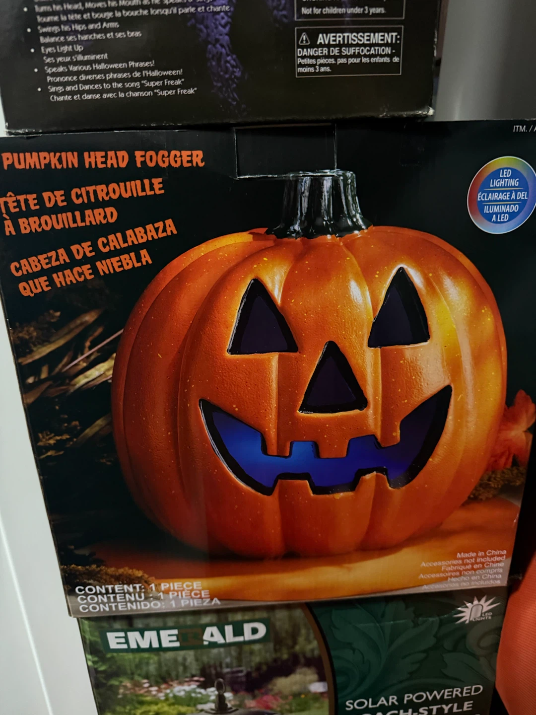Assorted Halloween Decor Bundle - photo 3