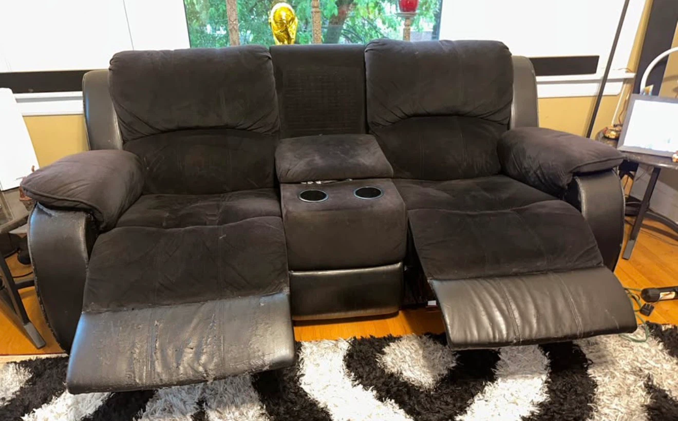 Black Reclining Sofa with Center Console - photo 4