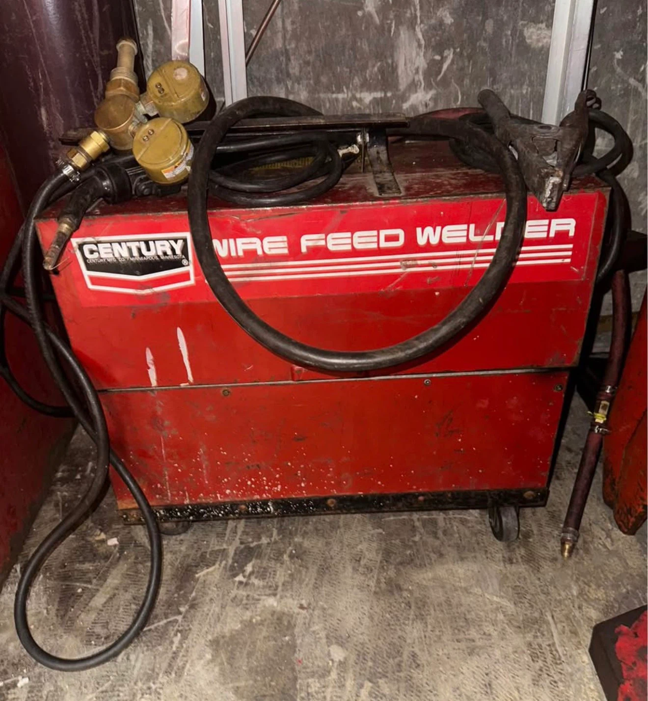 Century Wire Feed Welder - photo 2