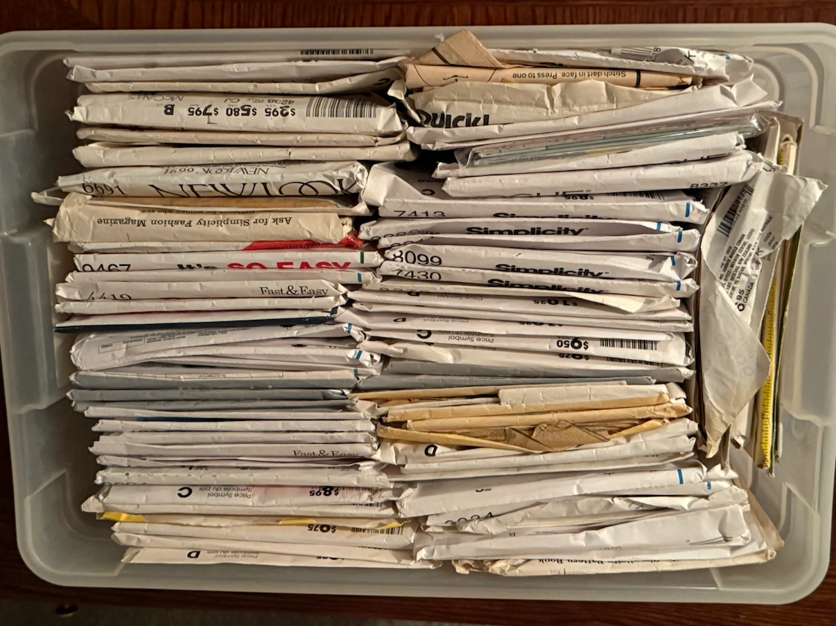 Large Collection of Vintage Sewing Patterns - photo 2