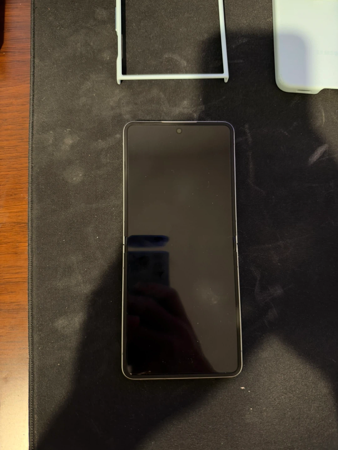 Samsung Galaxy Z Flip and Galaxy Watch bundle - photo 3