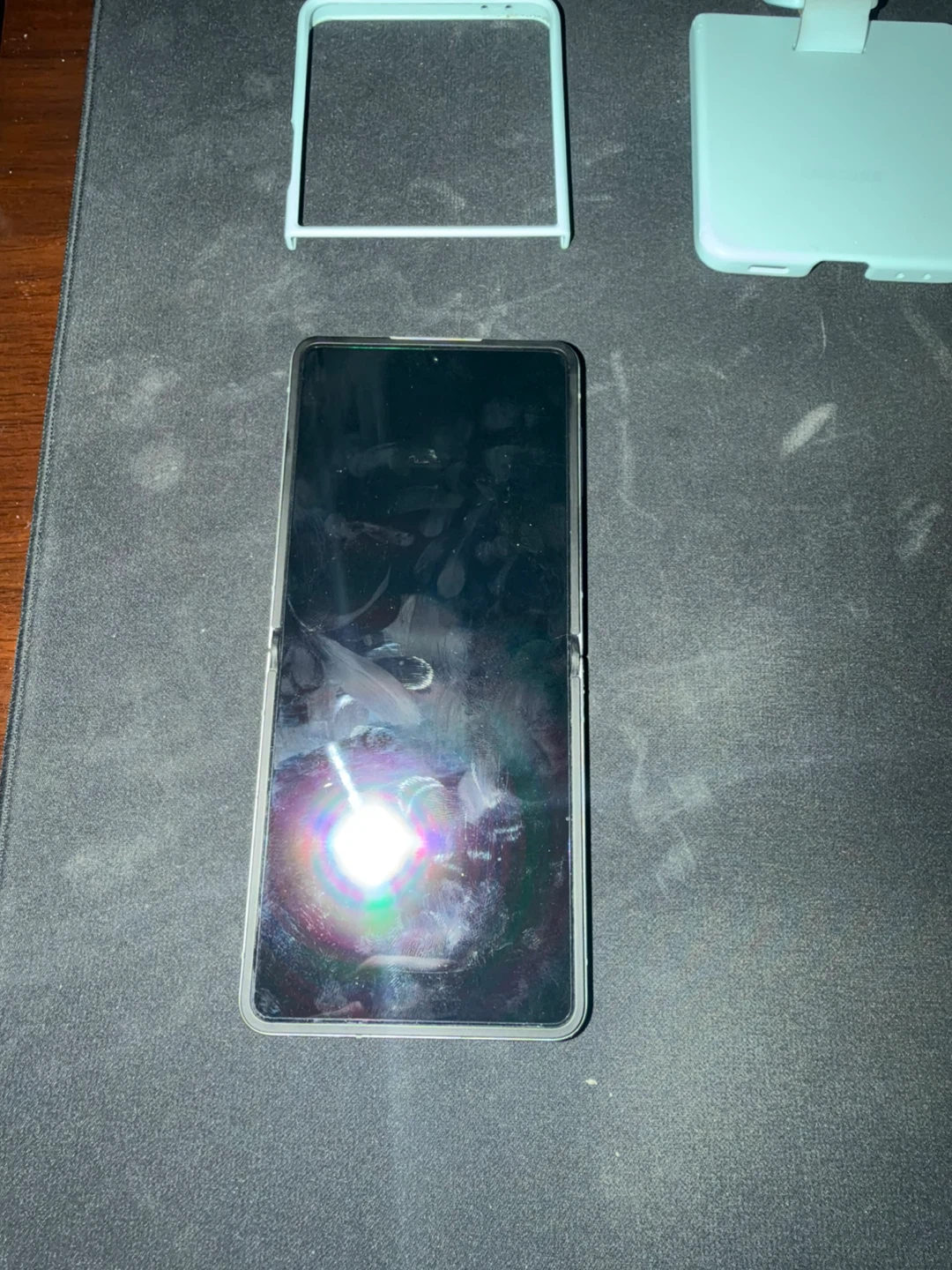 Samsung Galaxy Z Flip and Galaxy Watch bundle - photo 4
