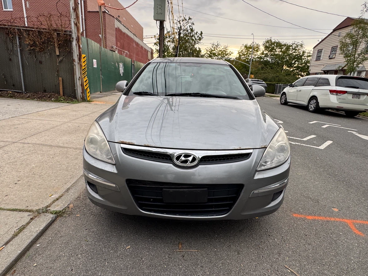 2012 Hyundai Elantra GT Spott - photo 3