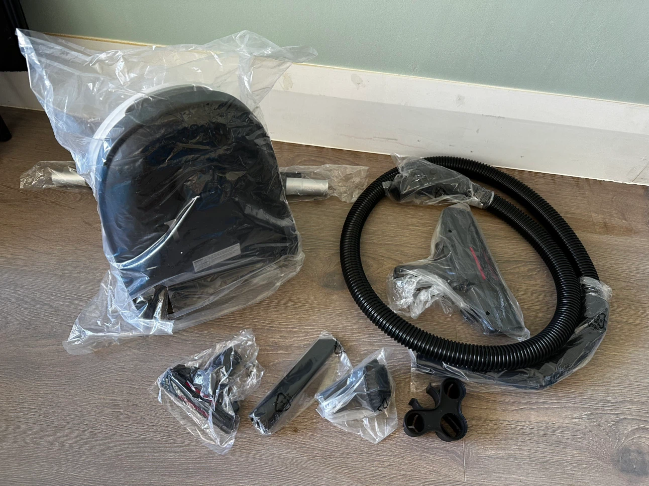 Simplicity Jill Canister Vacuum with HEPA Filtration - photo 3