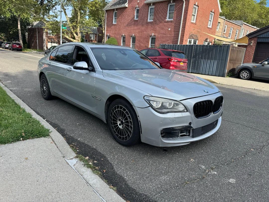 2015 BMW 750 LI X drive - photo 3