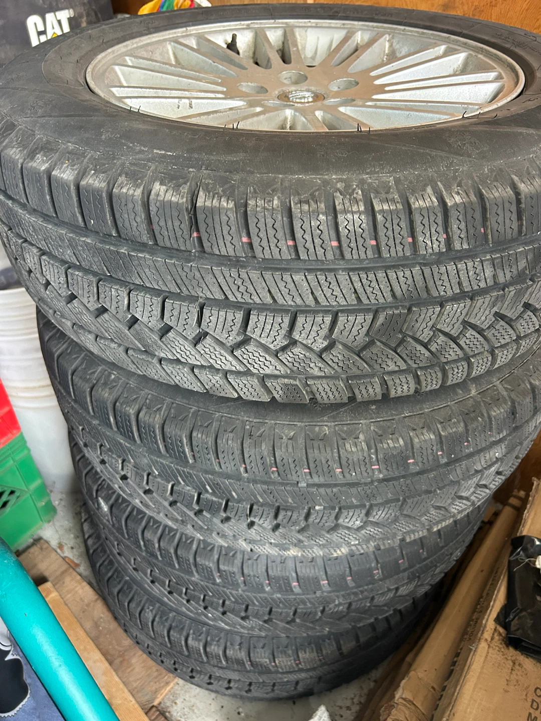 Set of 4 Snow Tires - photo 5