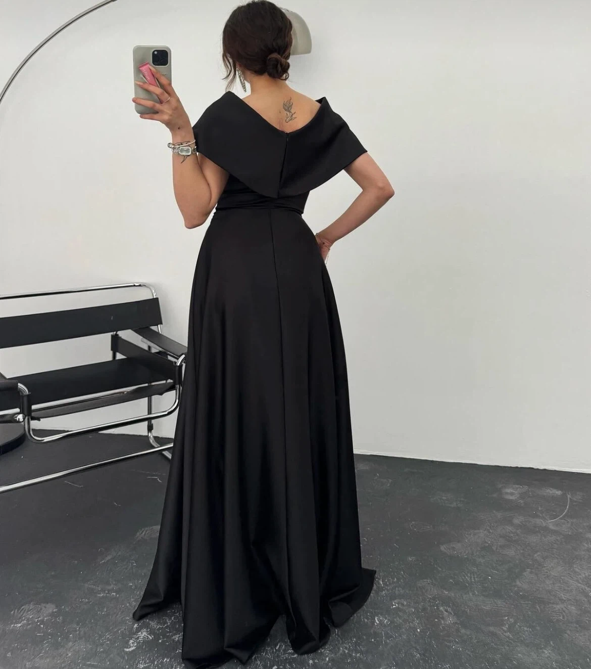 Elegant Black Off-Shoulder Evening Gown - photo 3