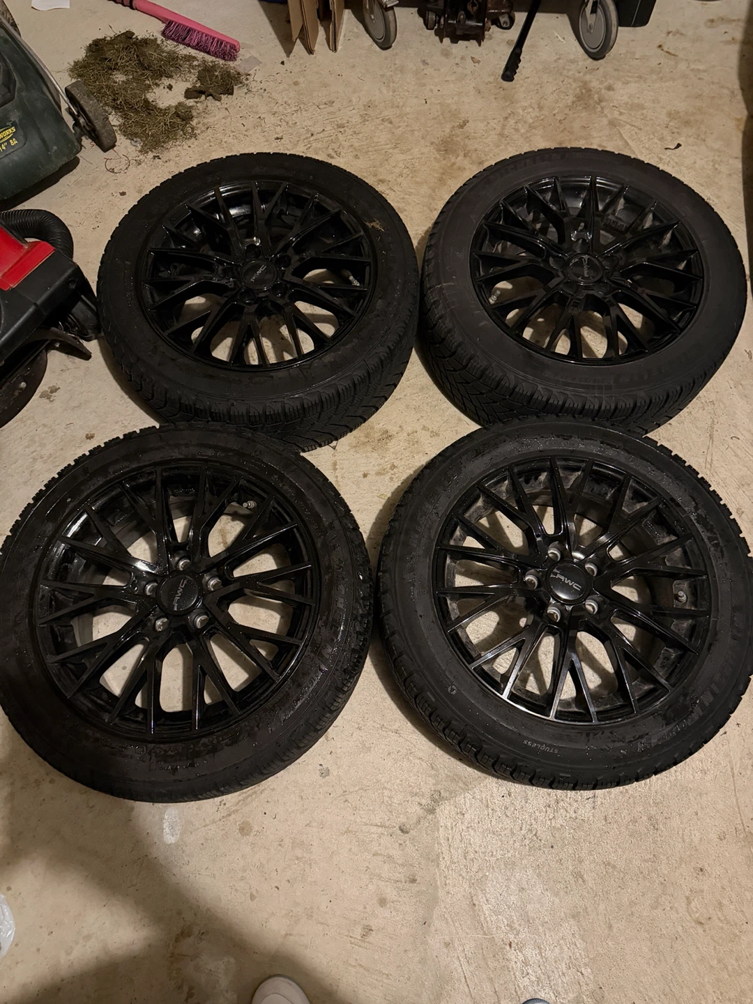 Set of 4 RWC Wheels with Michelin X-Ice Snow Tires