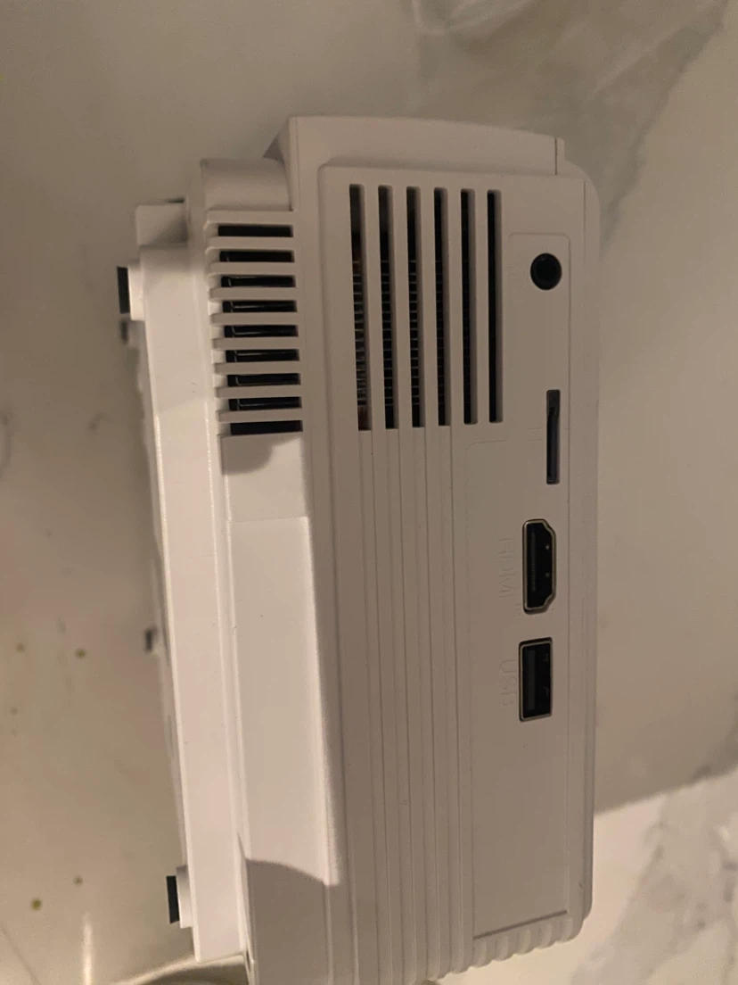 GKLPO LED Projector BNIB - photo 4