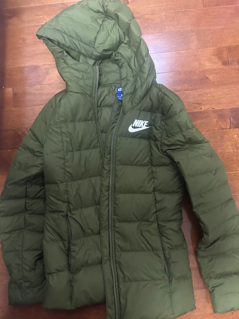 Nike Olive Puffer Jacket XS - photo 2