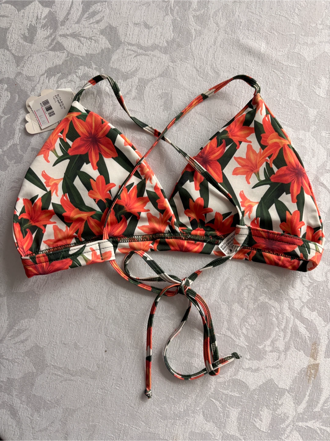 New with tag- Floral Bikini Top - photo 2