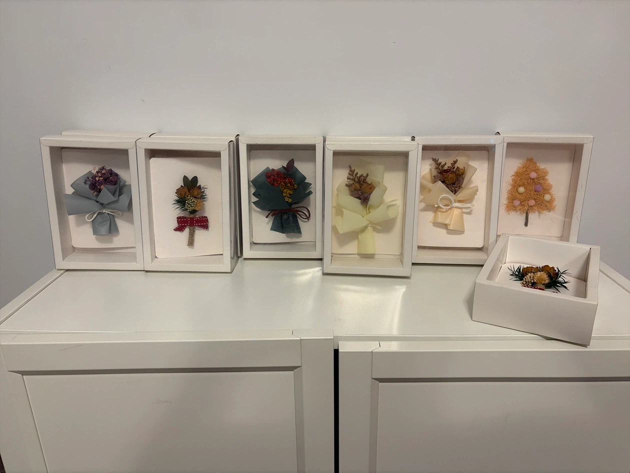 Dried Flower Greeting Cards - photo 3