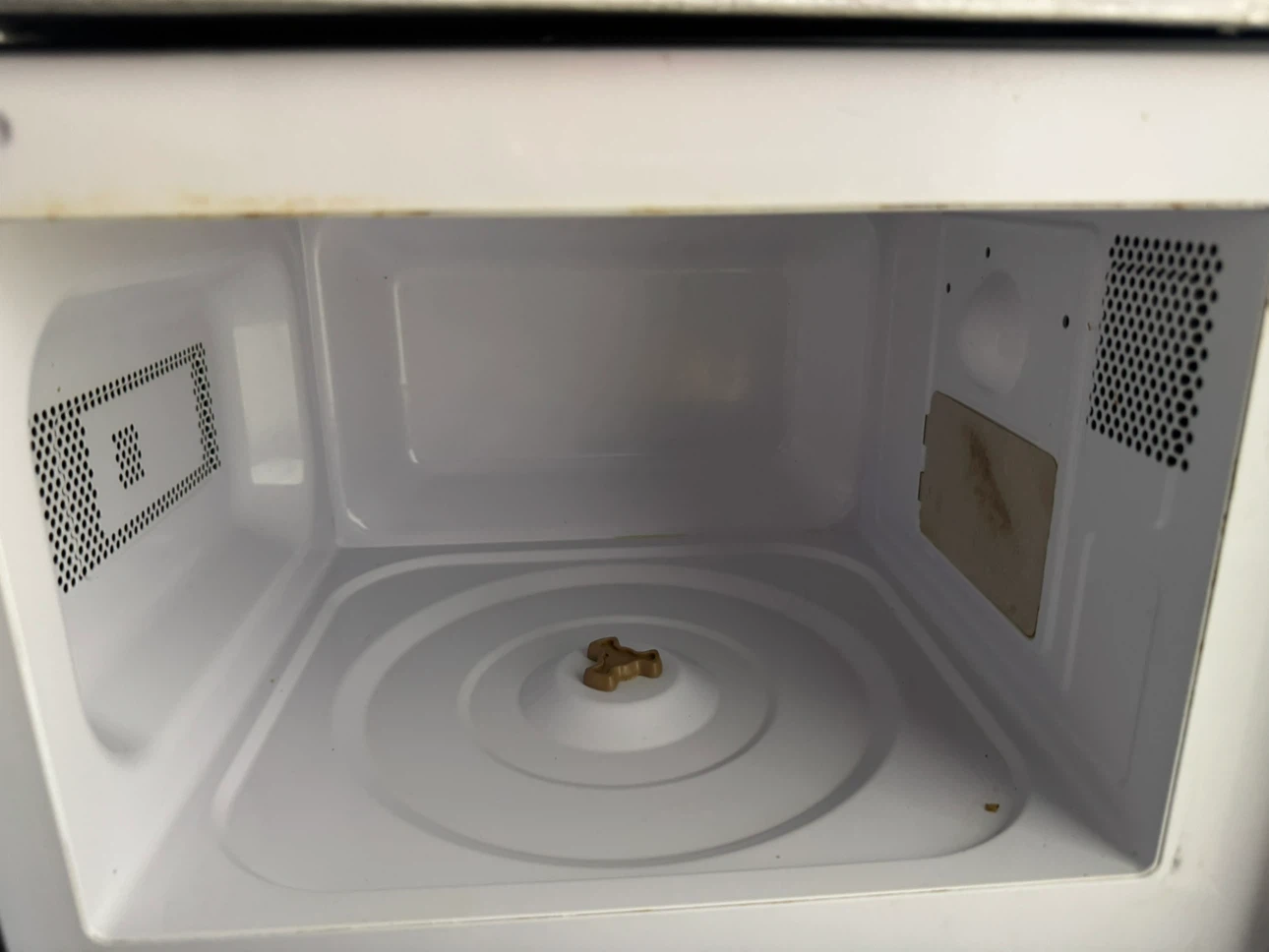 Microwave - photo 3