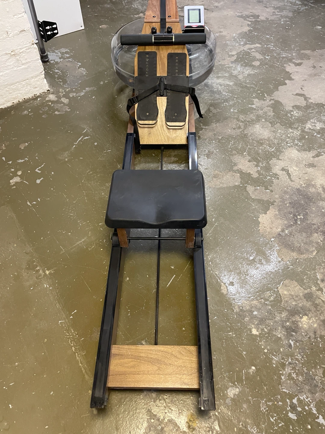 Water rowing machine - photo 2