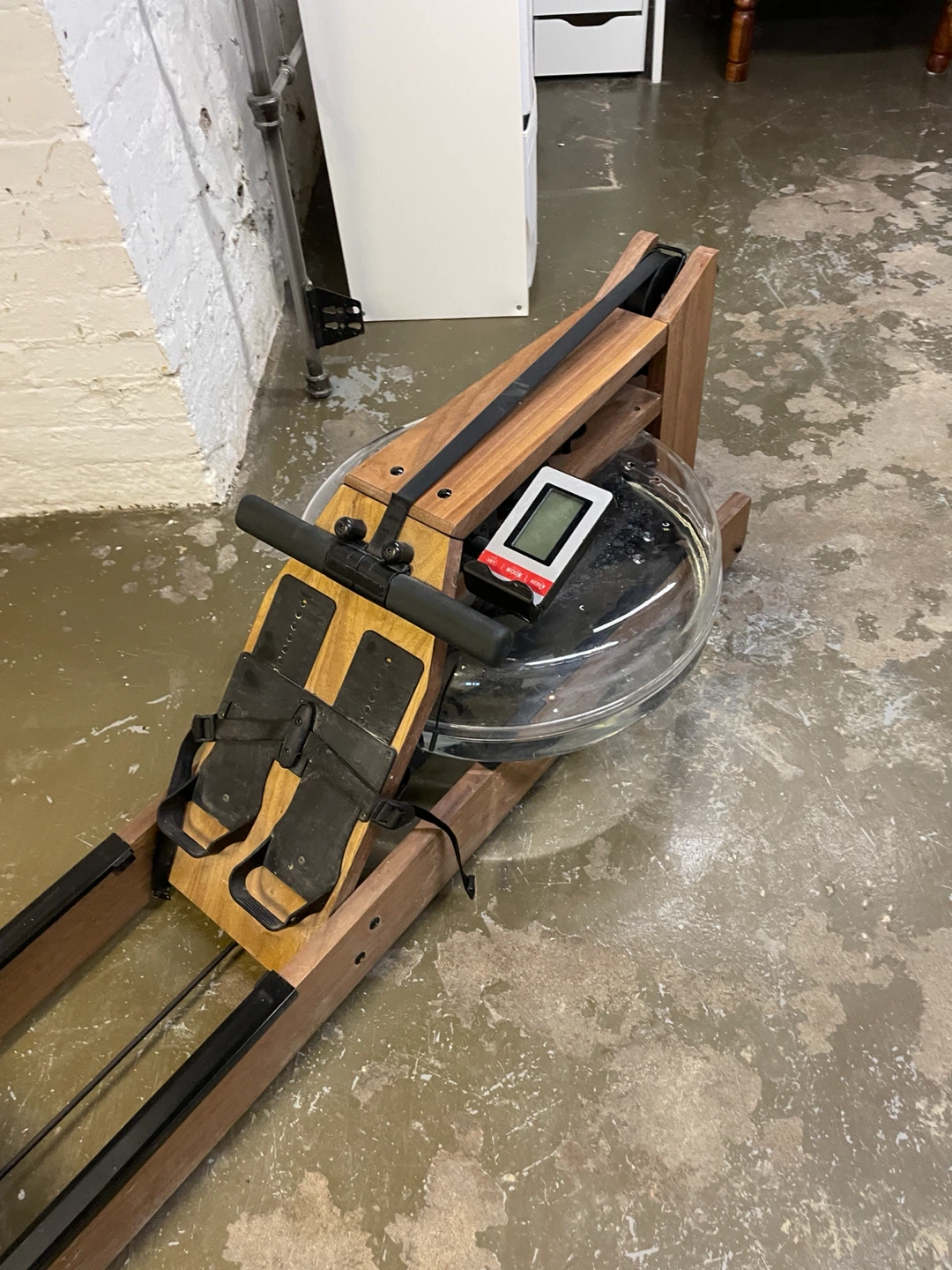 Water rowing machine - photo 3