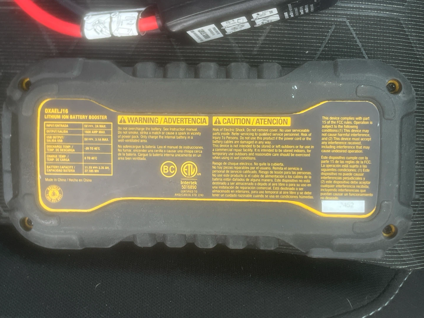 DEWALT 1600A Lithium Jump Starter - photo 2