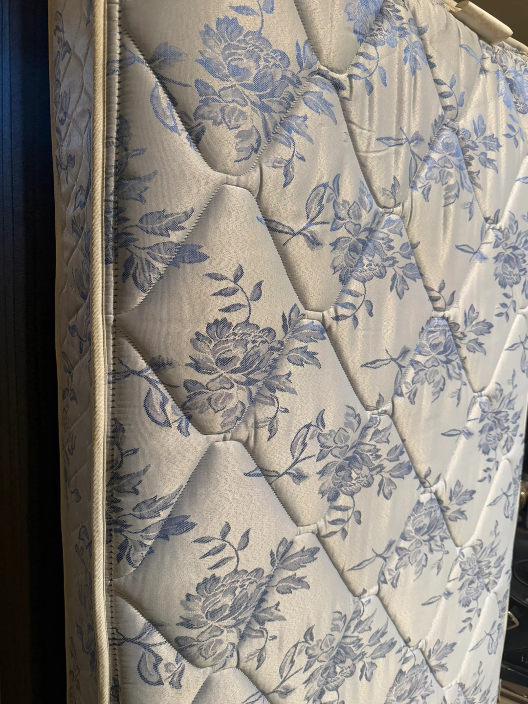 Twin bed - photo 2