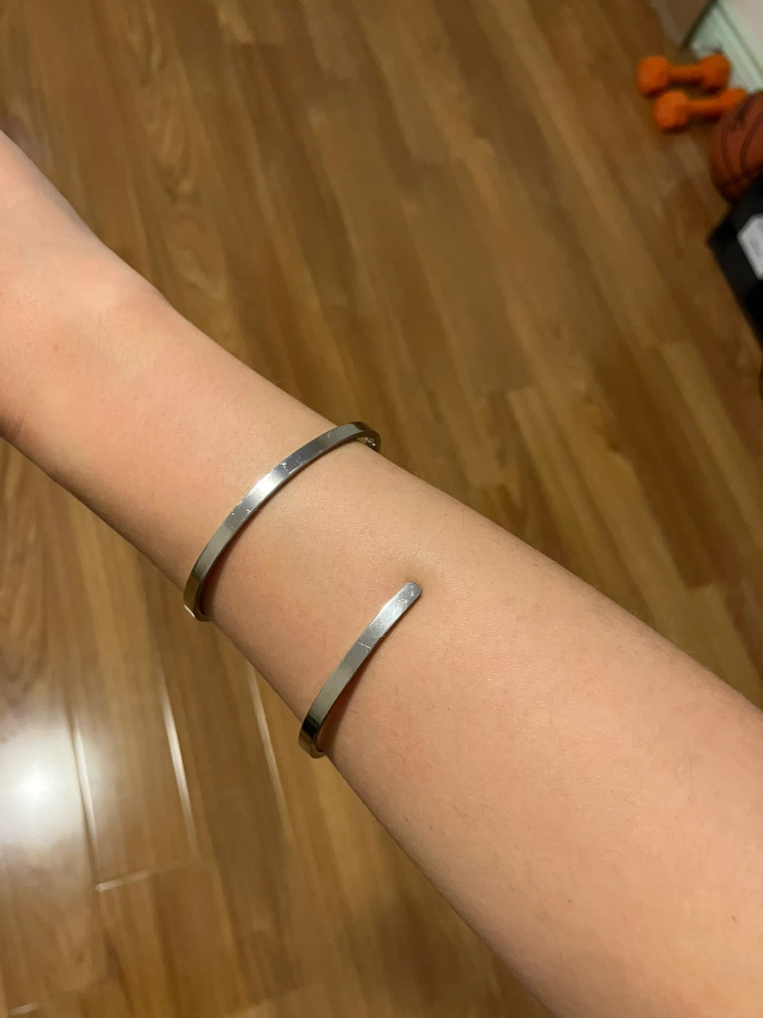 Silver bendable bangles