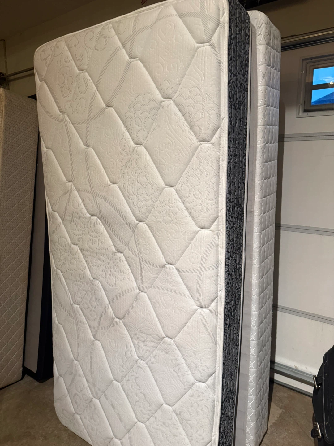 Xl Twin bed