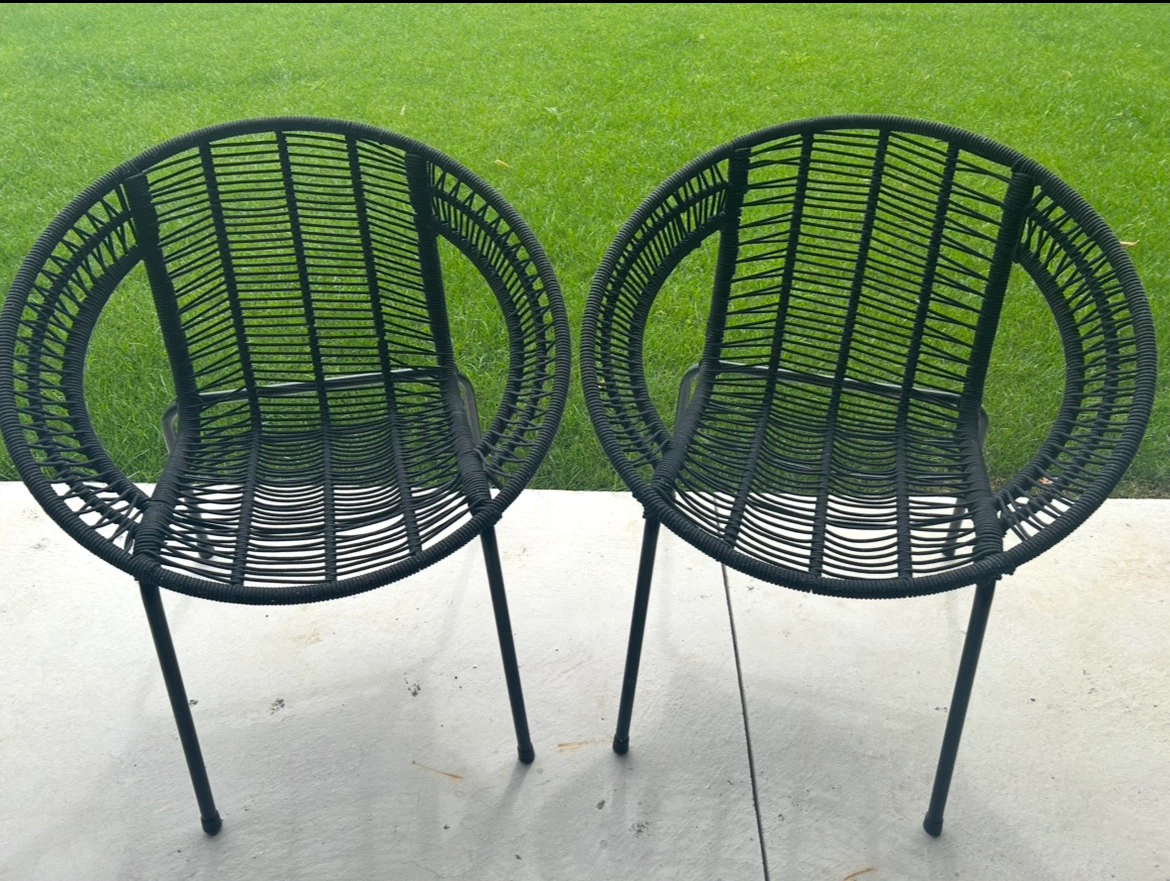 2 black chairs/ outdoor