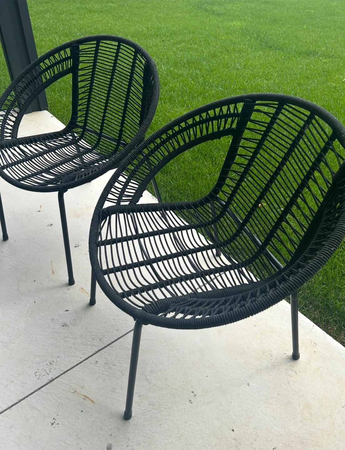 2 black chairs/ outdoor - photo 4