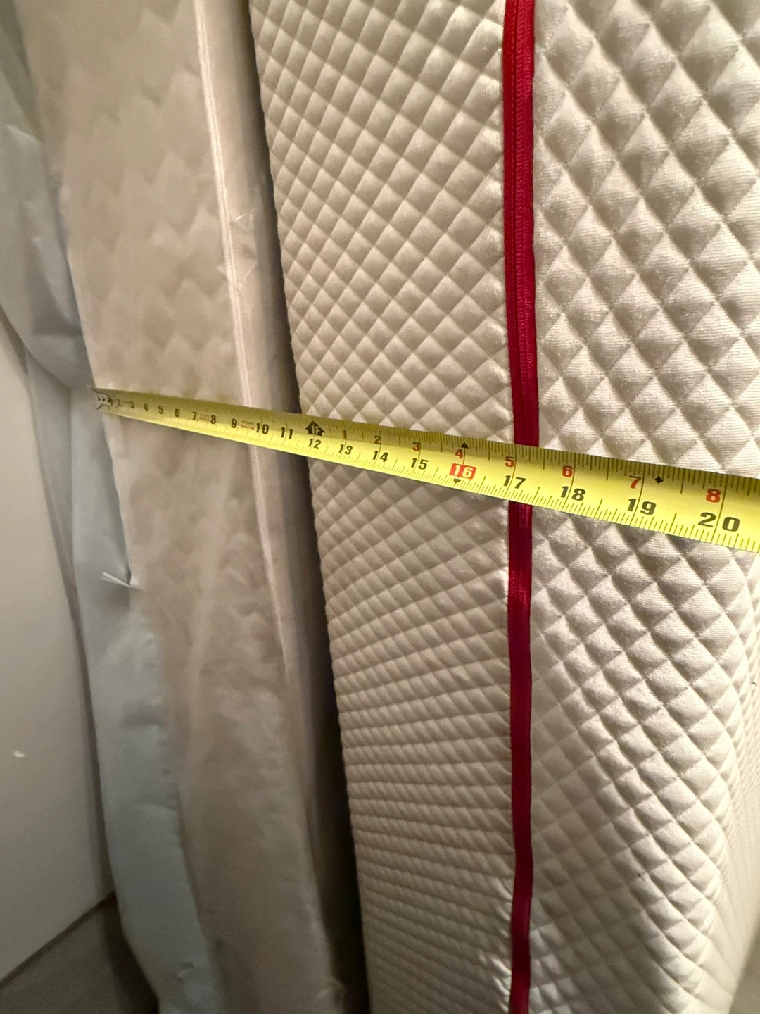 Queen bed - photo 3