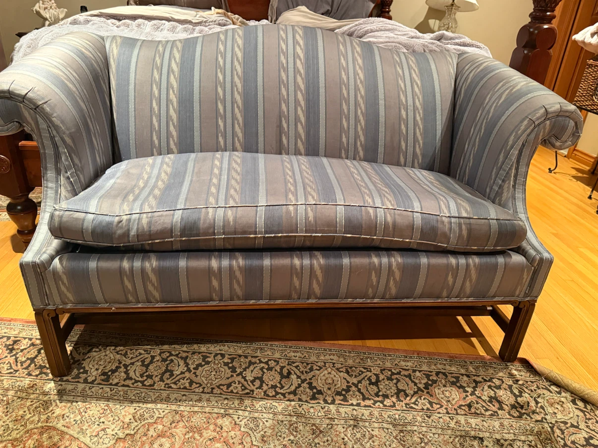 Windsor House Collection Loveseat and Chairs - photo 2