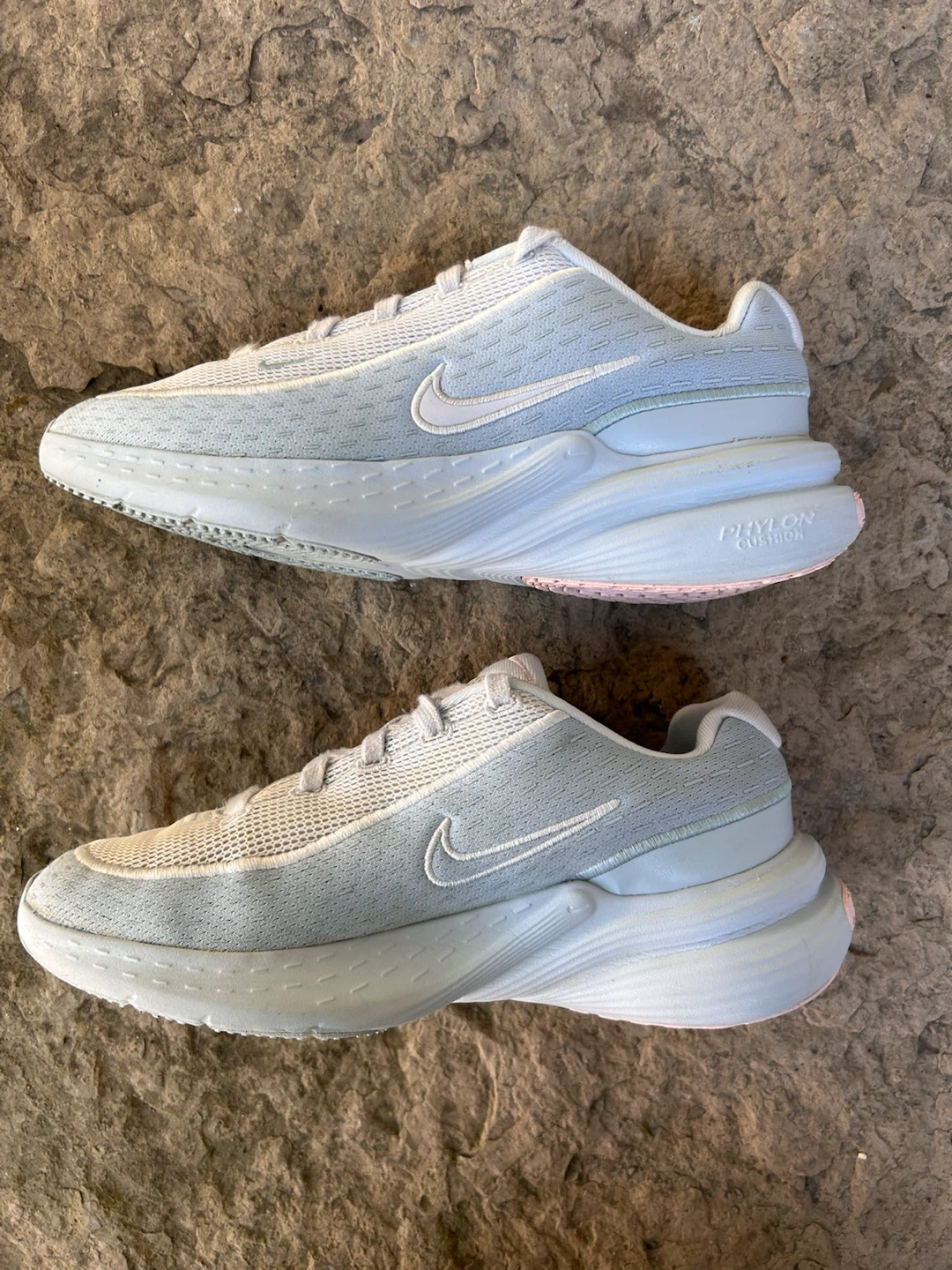 NIKE Uplift SC-Women’s size 8 - photo 3