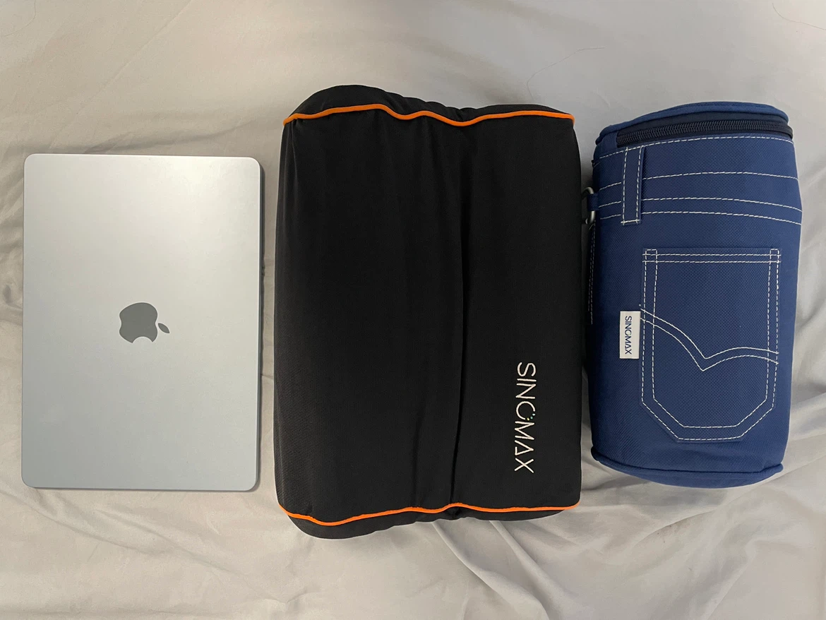 SINOMAX Memory Foam Travel Pillow
