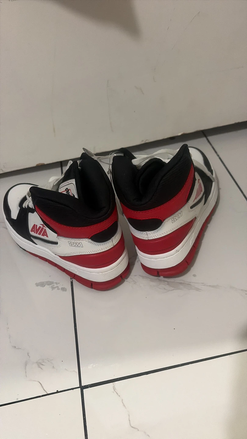 Avia 821 High-Top Sneakers - photo 3