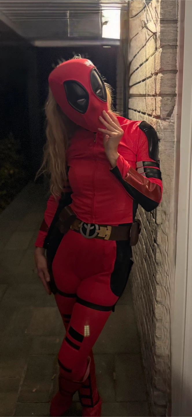 Deadpool Costume Adult - photo 3