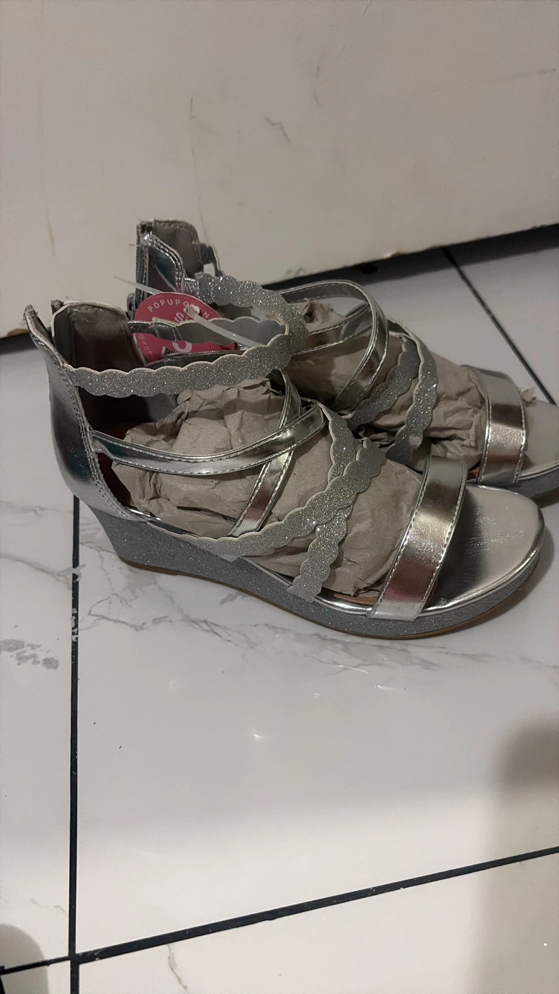 Silver Pop-Up Giant Sandals Size 5 - photo 3