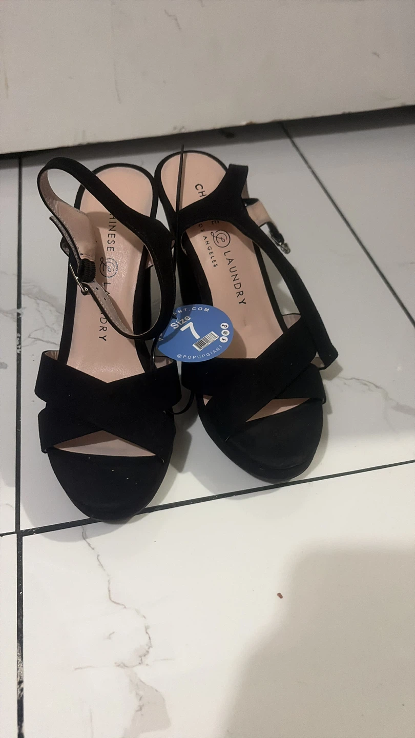 Chinese Laundry Black Block Heels - photo 2