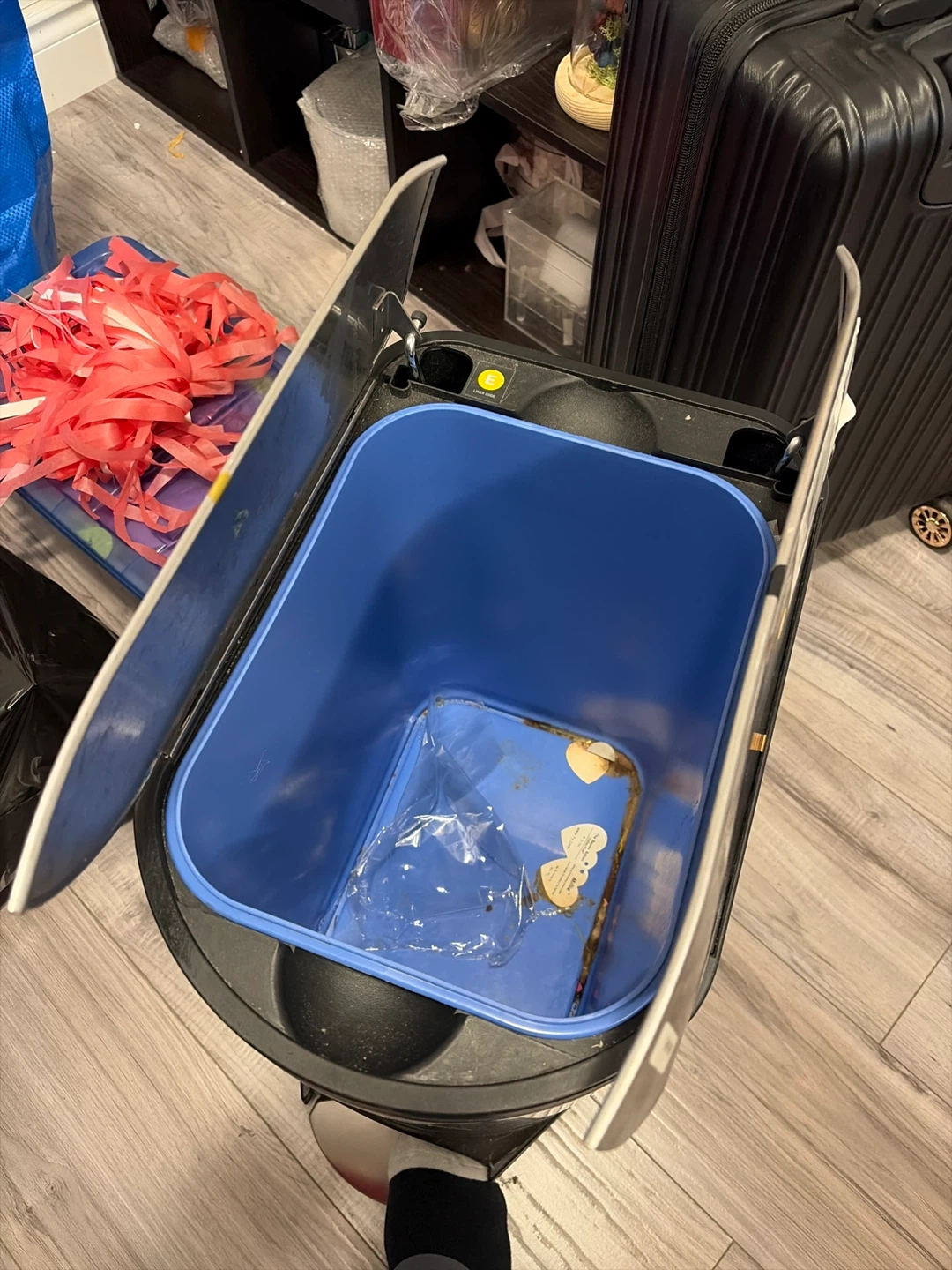 simplehuman 20L Rectangular Pedal Bin - photo 2