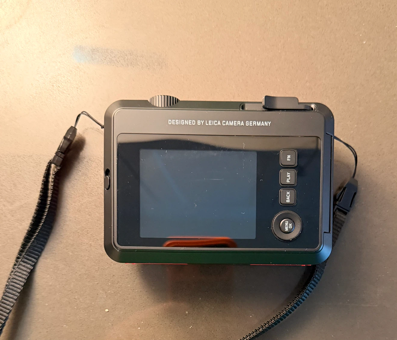 Leica Sofort 2 Instant/Digital Camera + film + 256GB memory card - photo 3