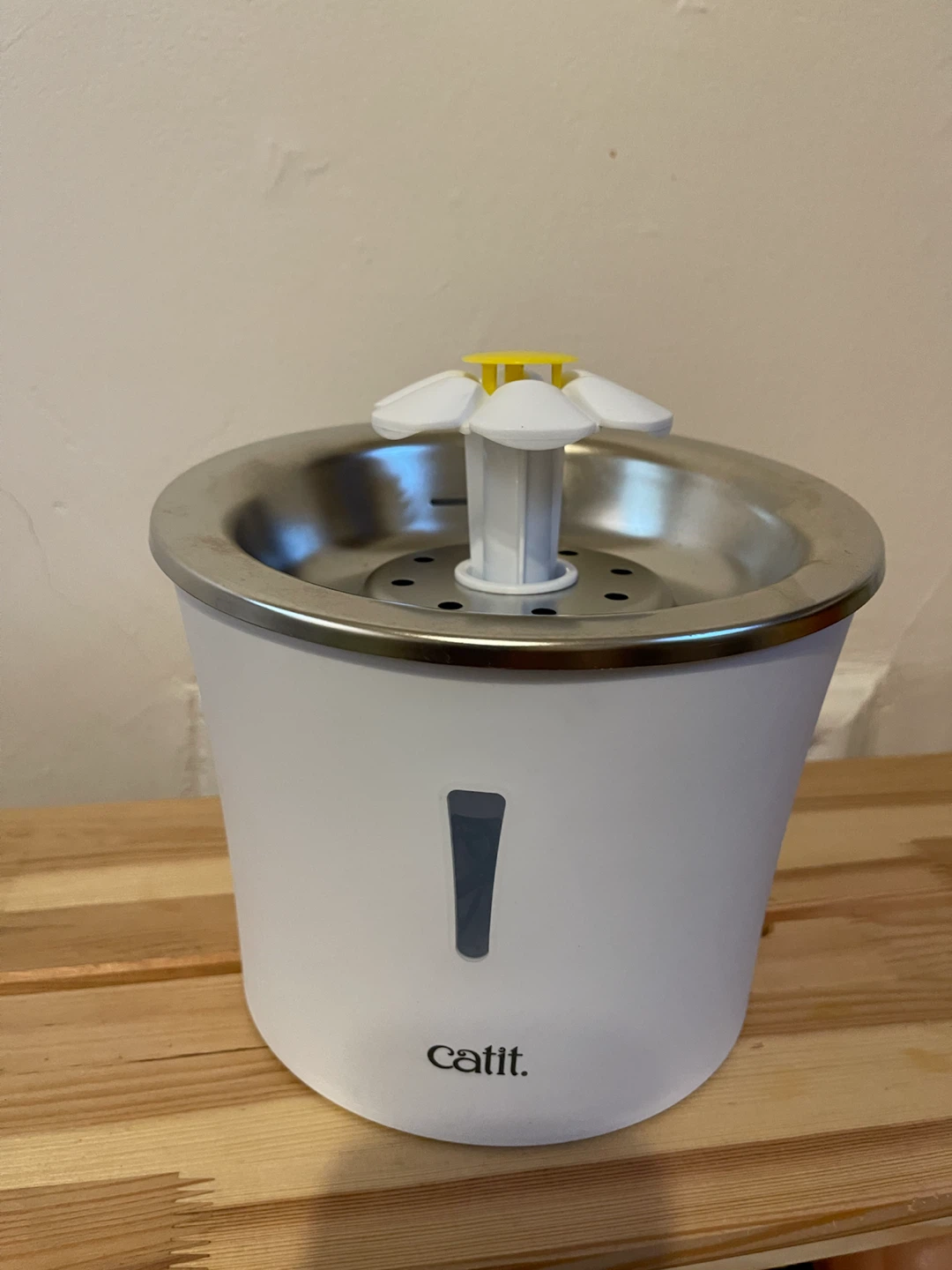 Catit Flower Fountain with 4x Triple Action Filter Pads