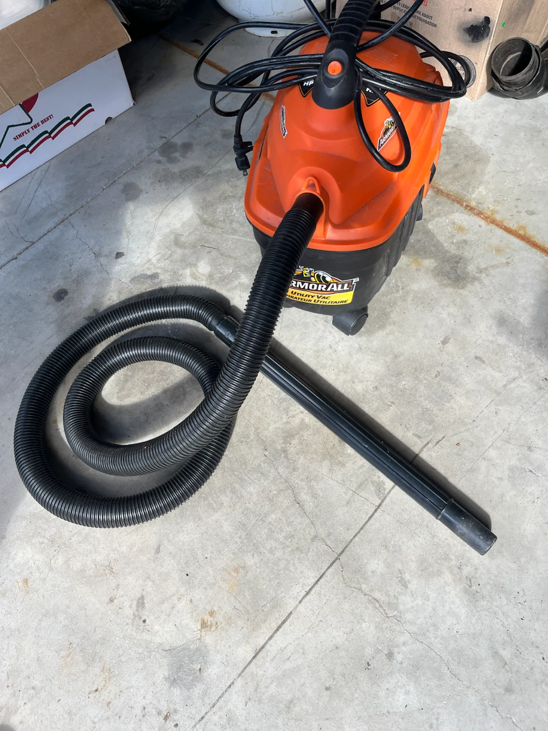 2.5 gal shop vac wet/dry