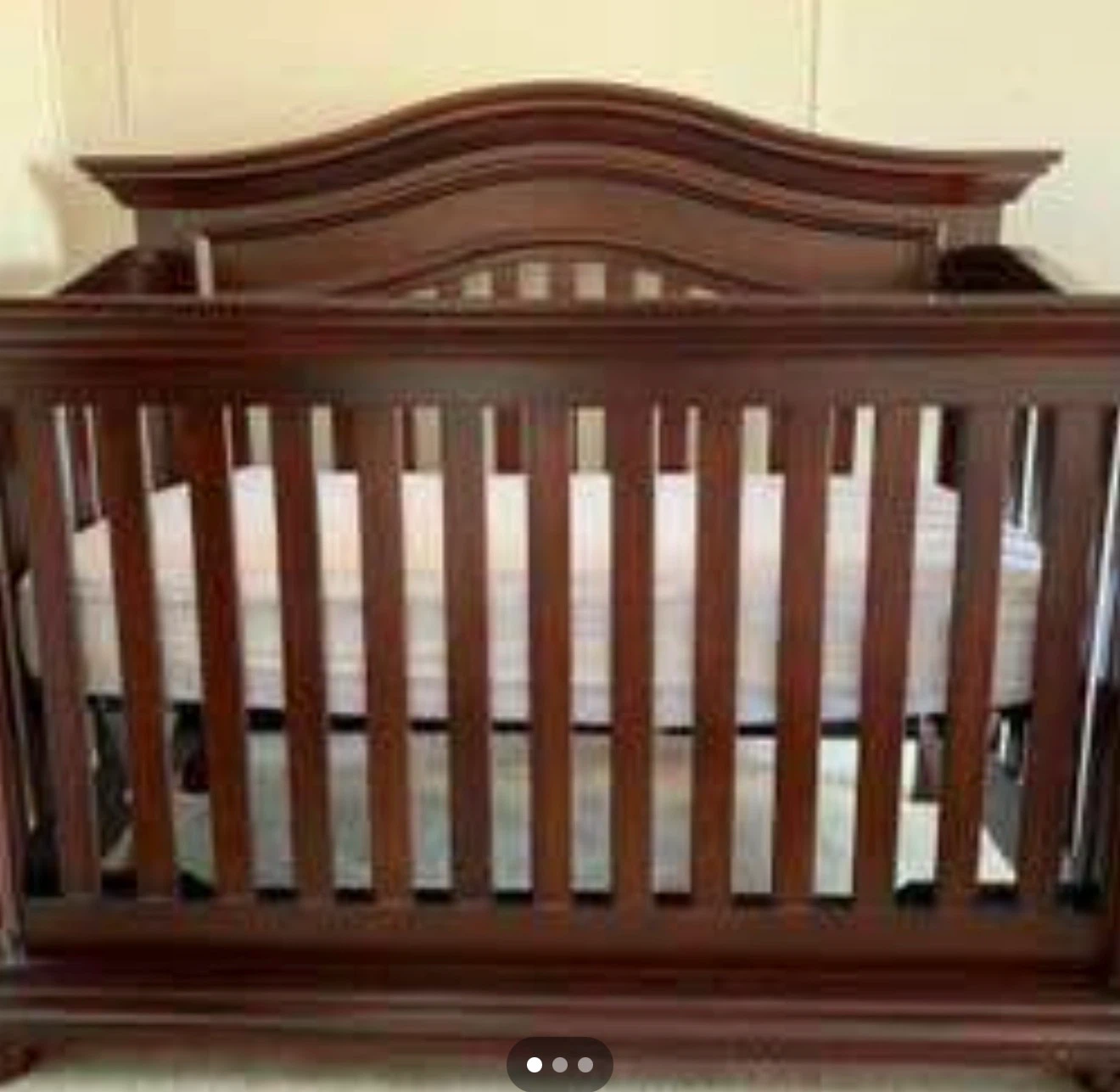 Baby Cache Heritage Convertible Crib in Cherry