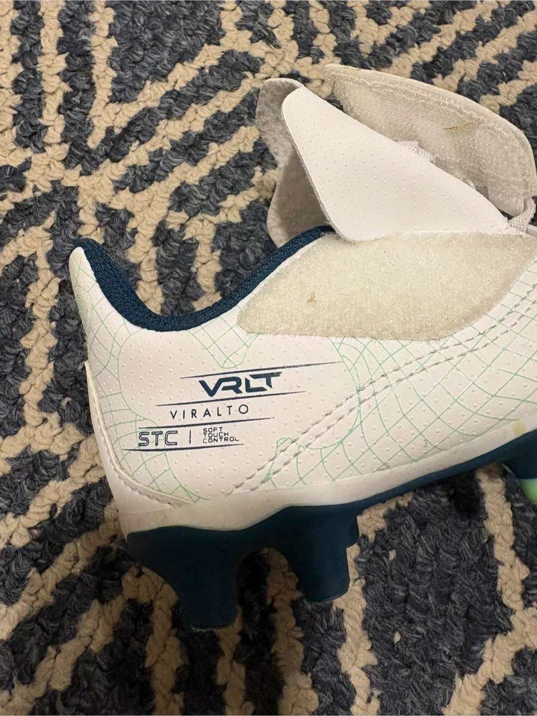 Kipsta Viralto Soccer Cleats 10.5C - photo 4