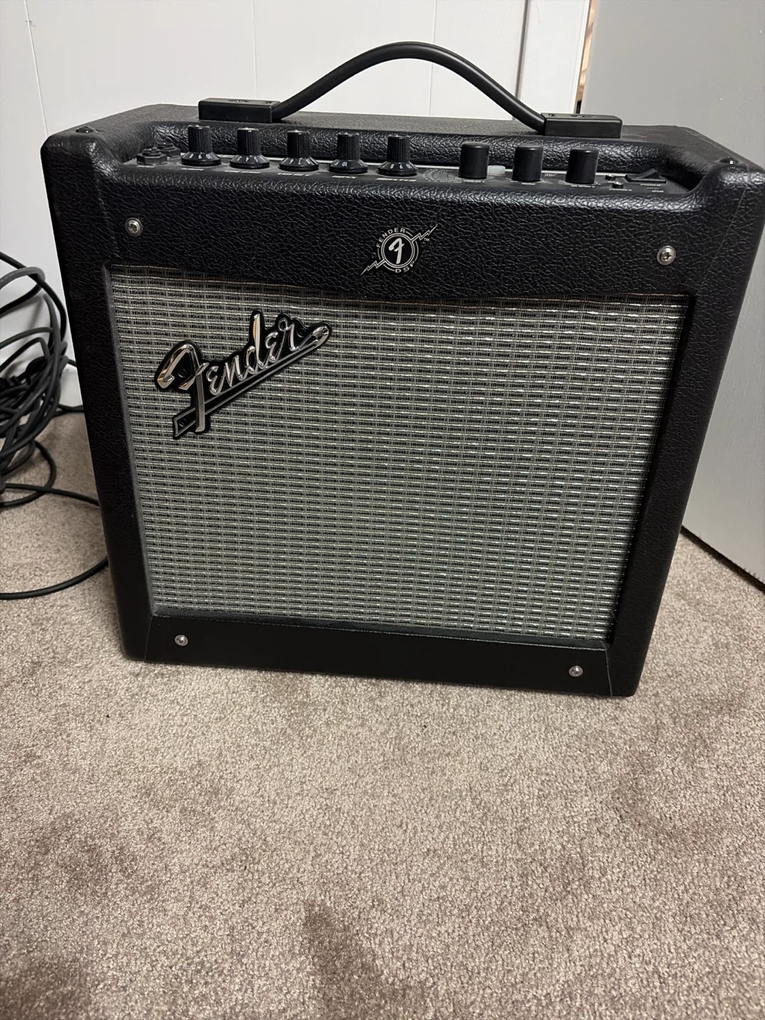 Fender Mustang I v.2 Guitar Amplifier