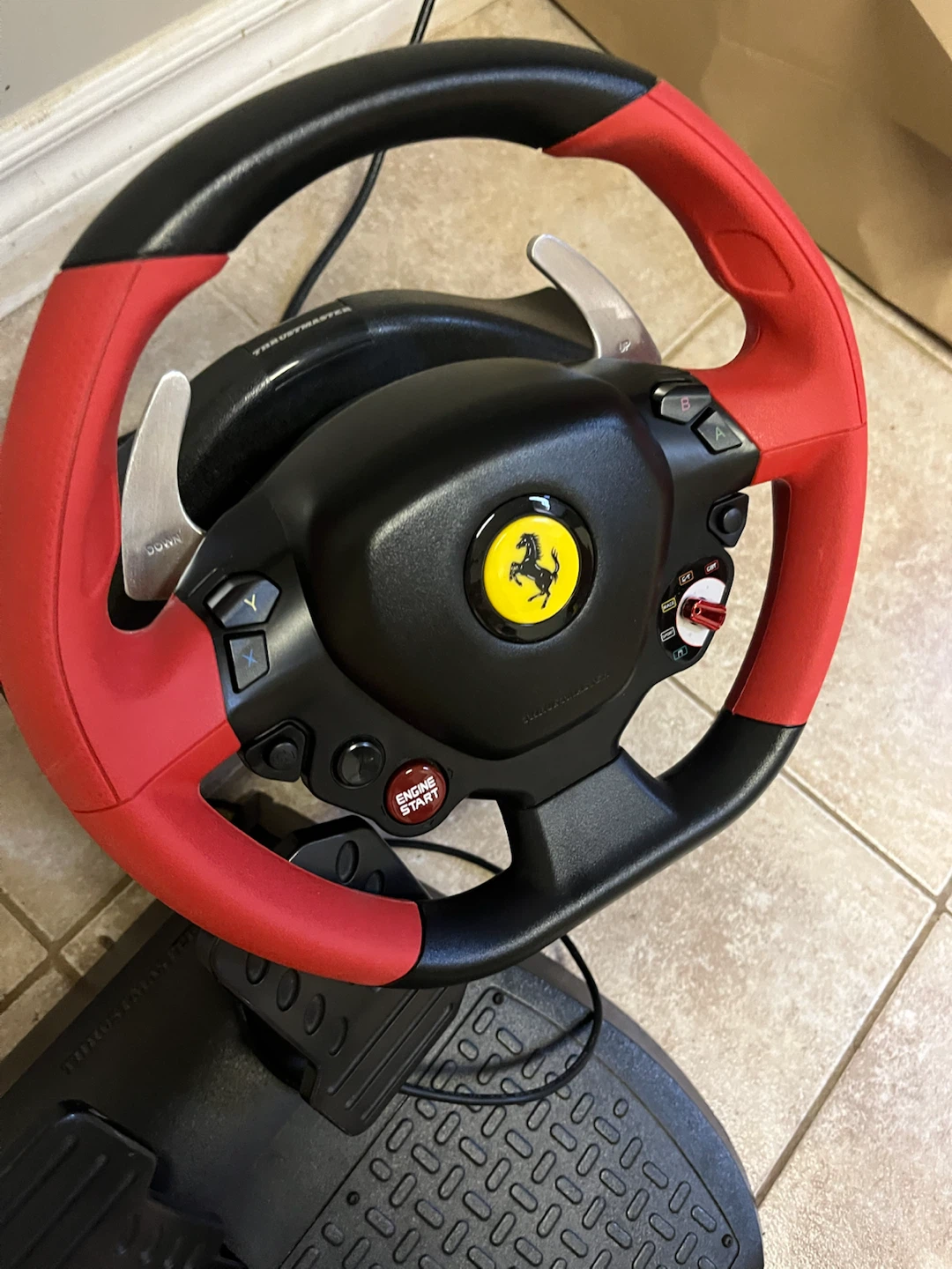 Thrustmaster Ferrari Racing Wheel and Pedals - photo 3