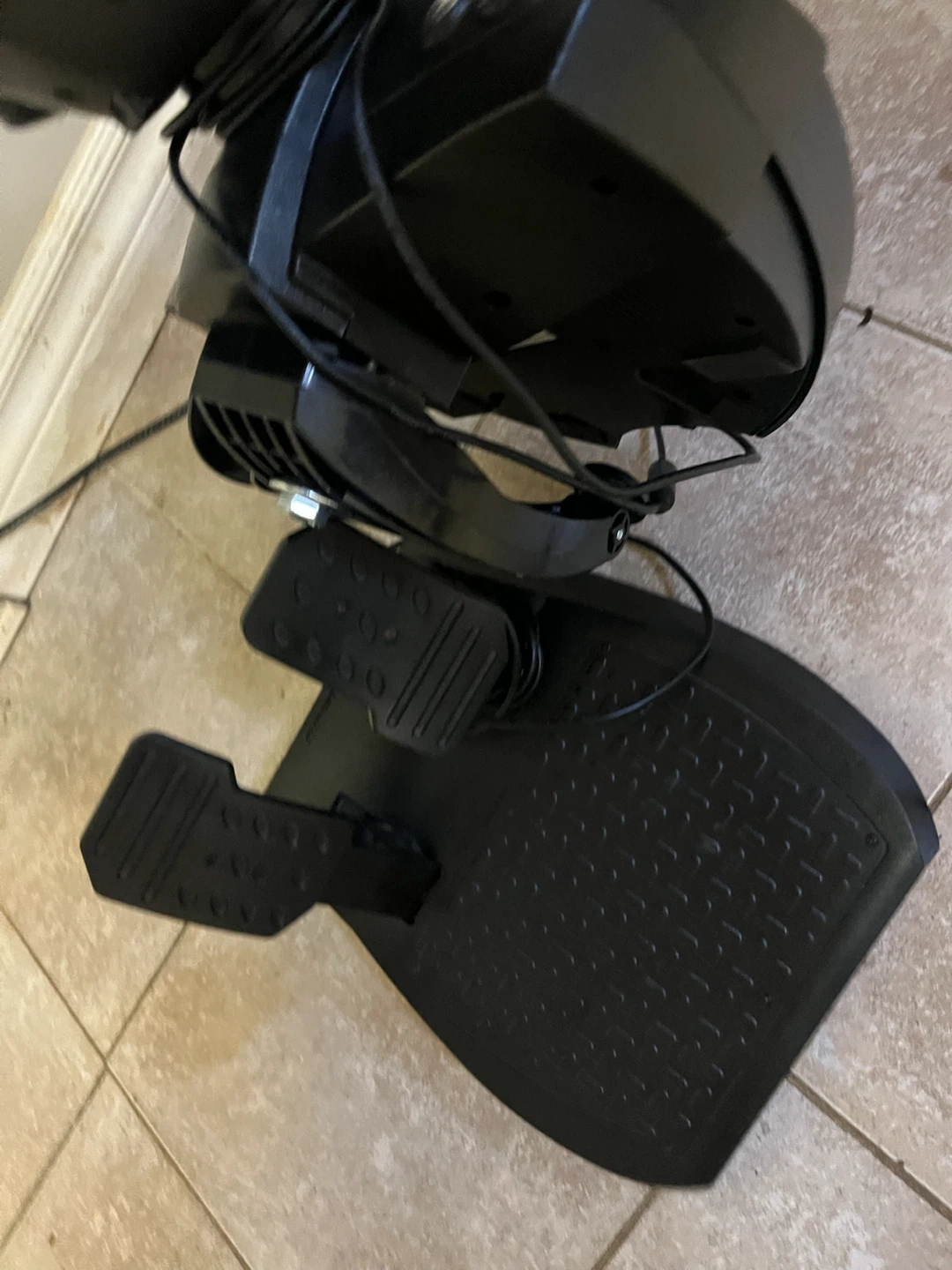Thrustmaster Ferrari Racing Wheel and Pedals - photo 4